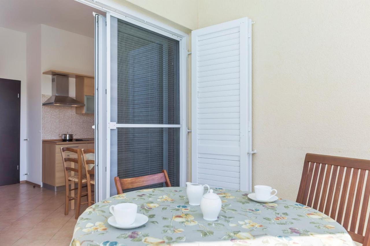 Vila Bicikleta Istra Peroj Buitenkant foto
