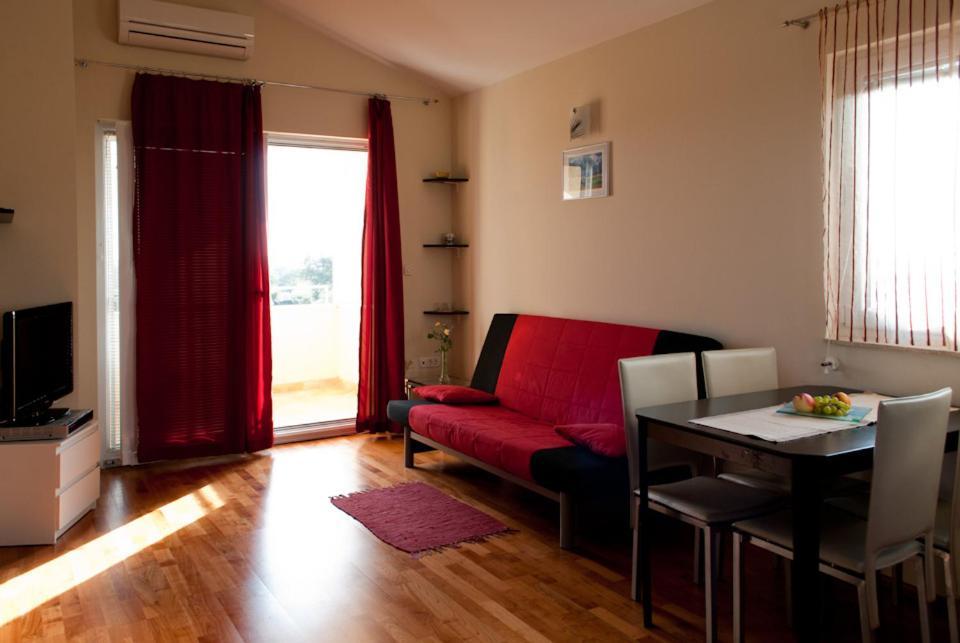 Vila Bicikleta Istra Peroj Buitenkant foto